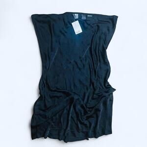 H&M+ Black Crinkle Maxi Skirt – Size XXL with a touch of #grunge charm